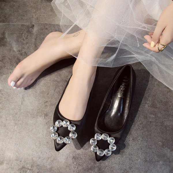 Елегантни дамски мокасини с метална декорация в няколко цвята