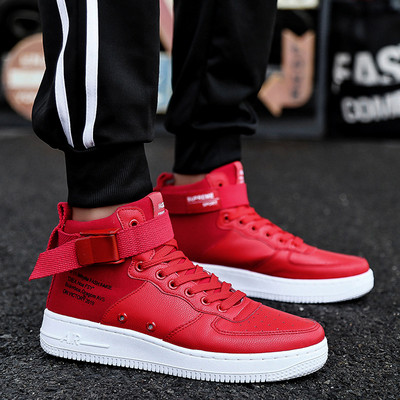 Модерни мъжки високи кецове в няколко модела