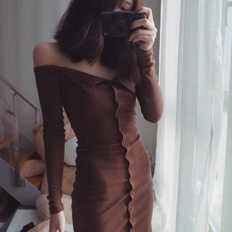 Дълга стилна дамска рокля с копчета