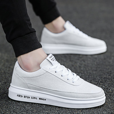 Модерни мъжки кецове в бял цвят с надпис