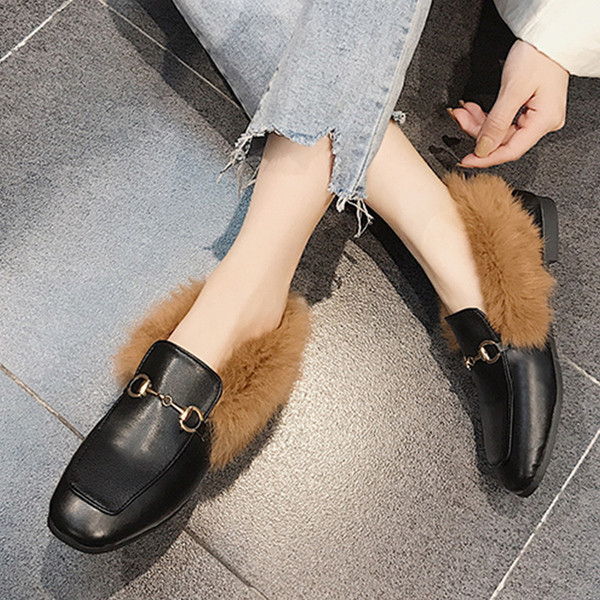 Модерни дамски мокасини с бродерия и пух в три модела