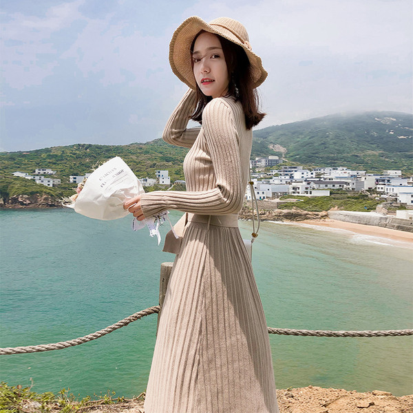 Дълга дамска рокля с колан в три цвята