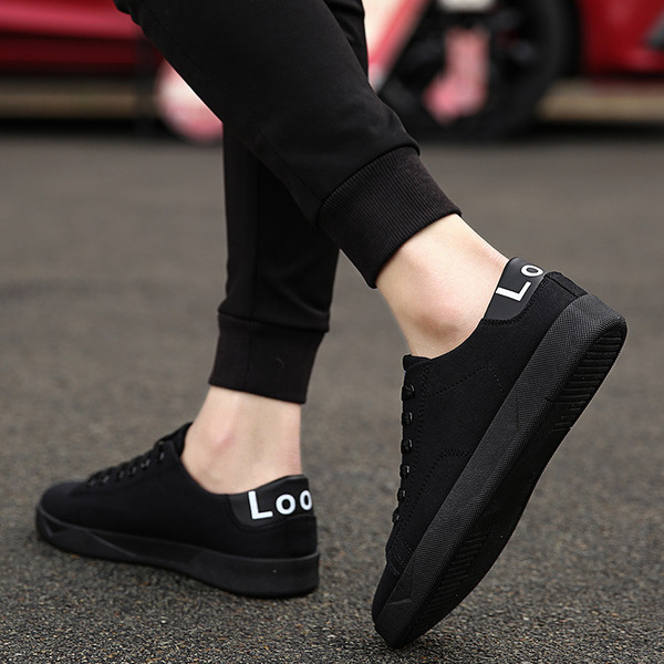 Ежедневни мъжки кецове в три цвята с надпис