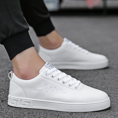 Актуални мъжки кецове в бял цвят