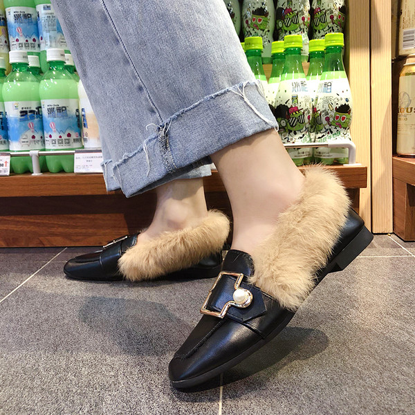 Нов модел дамски мокасини с метална катарама и пух в два цвята
