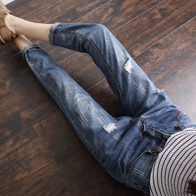 Blugi de dama moderni in trei modele - mai multe culori