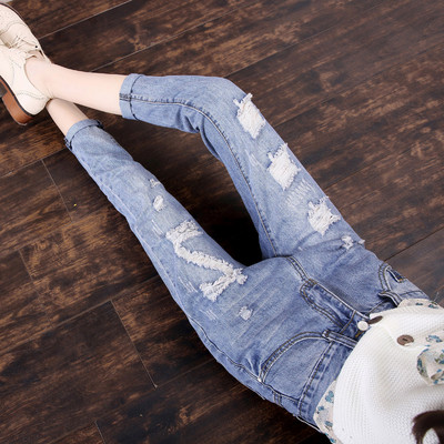 Blugi de dama moderni in trei modele - mai multe culori