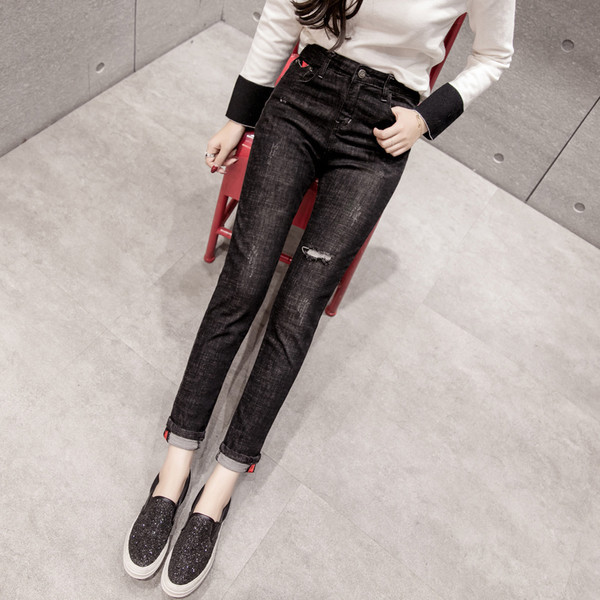 Дамски стилни дънки в тъмно сив цвят