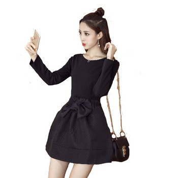 Стилна дамска рокля с дълъг ръкав в черен цвят