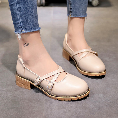 Νέο μοντέλο γυναικέια μοκασίνια δαντέλας με μεταλλική πόρπη