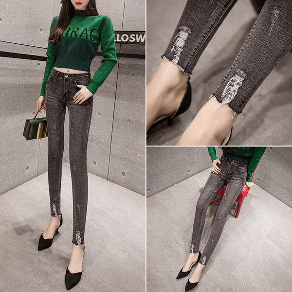 Дамски дънки Slim модел в светло сив цвят