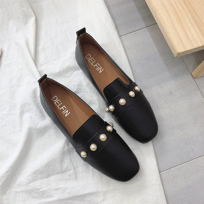 Ежедневни дамски мокасини с декоративни перли в два цвята