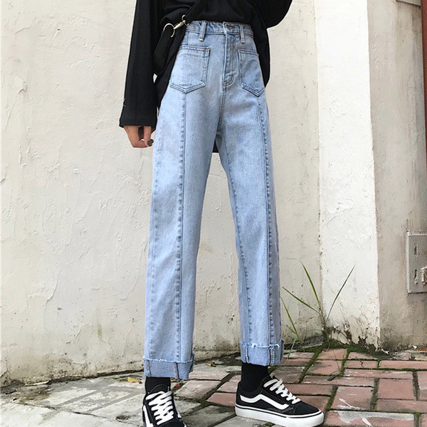 Дамски дънки в светъл цвят - широк модел 