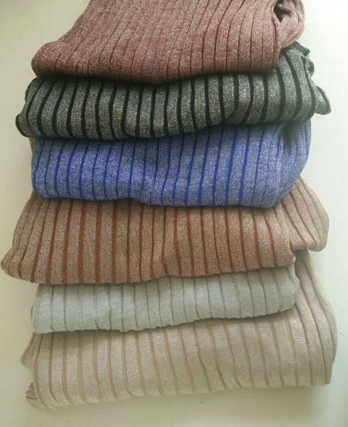 НОВО Стилна дамска плътна рокля в няколко цвята 