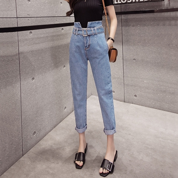 Актуални дамски дънки с висока талия в три цвята