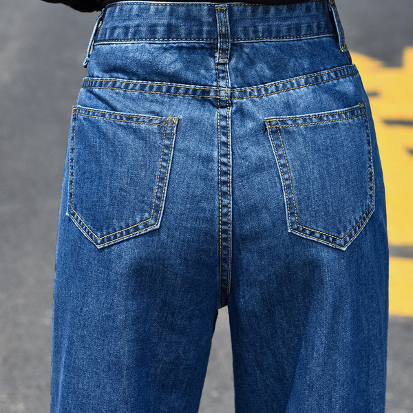 Blugi dama - model lat in culoare albastru inchis cu talie inalta