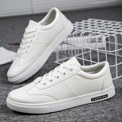 Семпли мъжки ежедневни кецове в три цвята