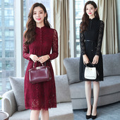 Дамска елегантна рокля с дантела в два цвята