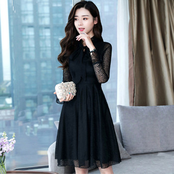 Модерна дамска рокля с дантела в бял и черен цвят