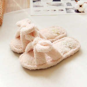 Дамски меки пантофи в два цвята