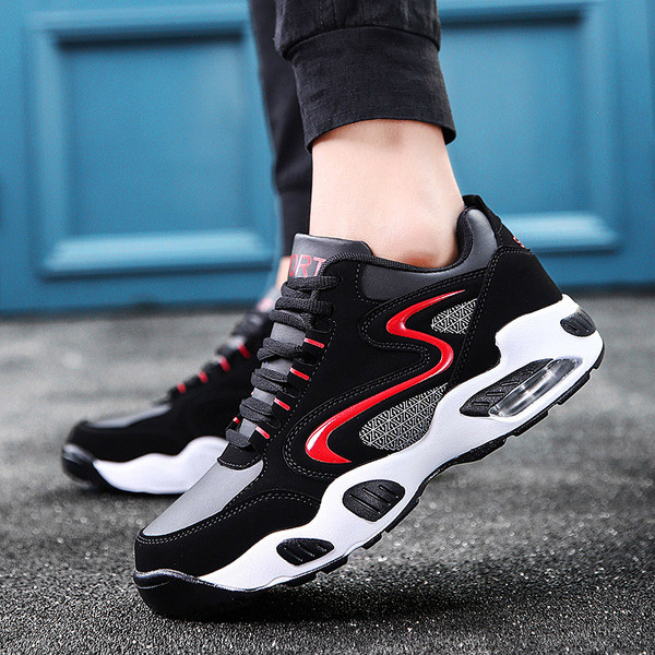 Tenisi moderni pentru bărbați în negru