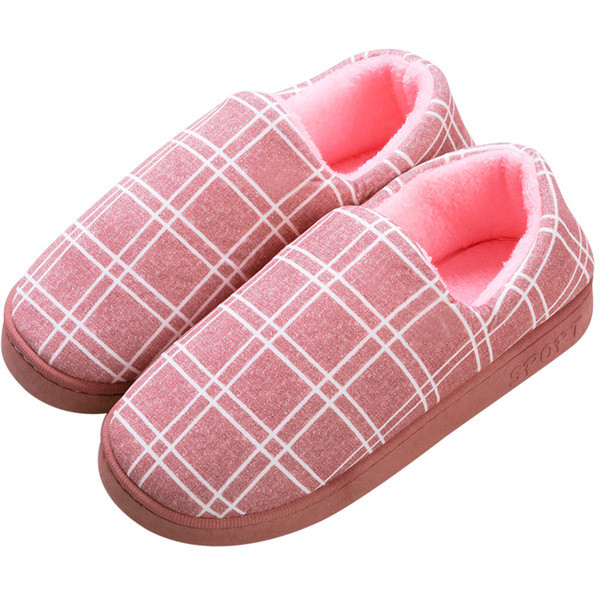 Γυναικείες παντόφλες σε διάφορα χρώματα κατάλληλα για γυναίκες και άνδρες