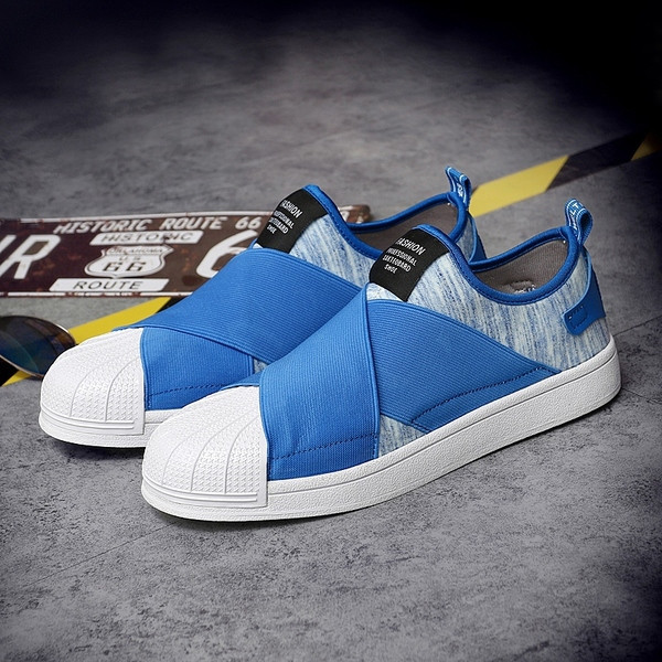 Модерни мъжки кецове без връзки в черен цвят