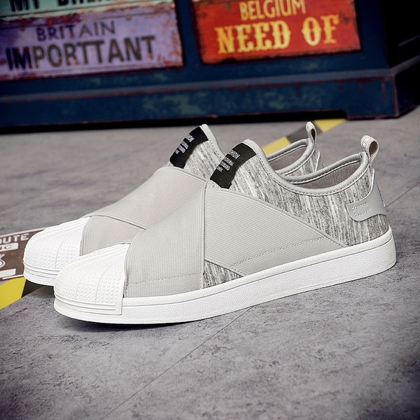 Модерни мъжки кецове без връзки в черен цвят