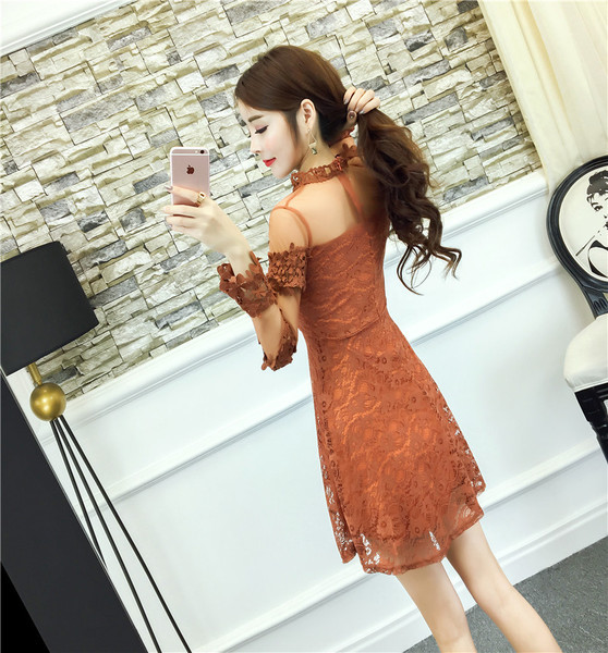 Стилна  дамска рокля с дантела в три цвята 