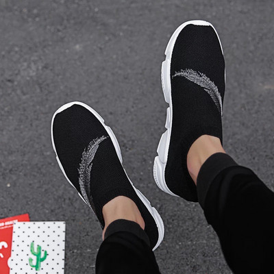 Tenisi casual barbatesti in trei culori sau doua modele