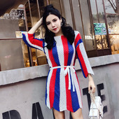 Дамска рокля с колан в два цвята