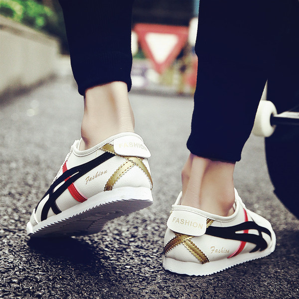 Tenisi casual barbatesti in mai multe culori