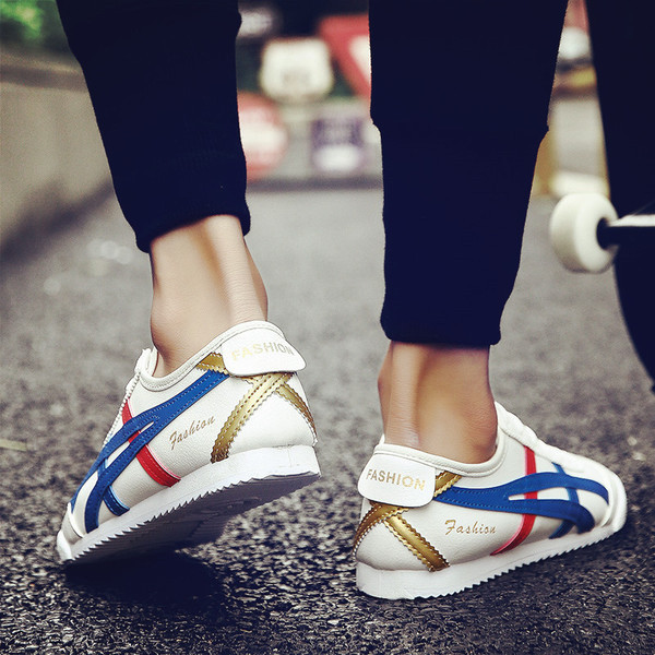 Tenisi casual barbatesti in mai multe culori