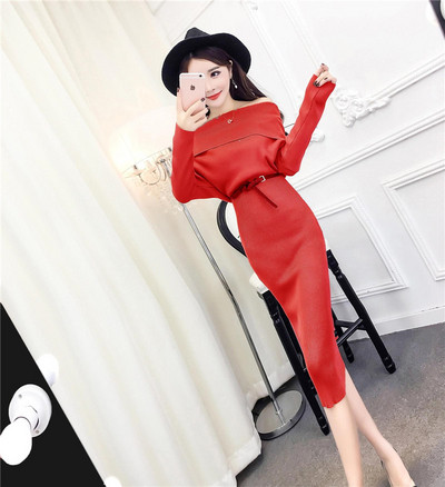 Дълга рокля с паднали рамене в четири цвята