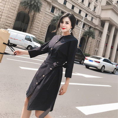 Rochie de dama eleganta cu nasturi metalici in doua culori