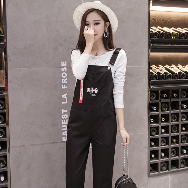 Salopetă modernă pentru femei în negru