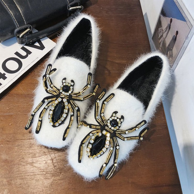 Нов модел дамски мокасини с декорация в четири цвята