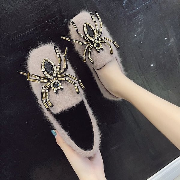 Нов модел дамски мокасини с декорация в четири цвята