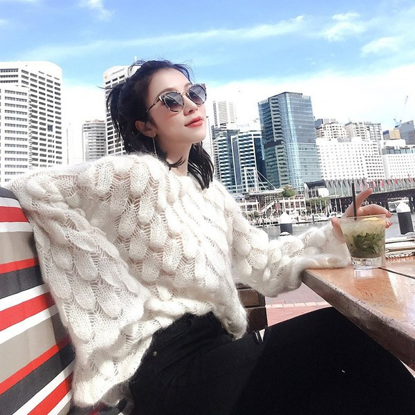 Pulover de dama modern model larg in mai multe culori