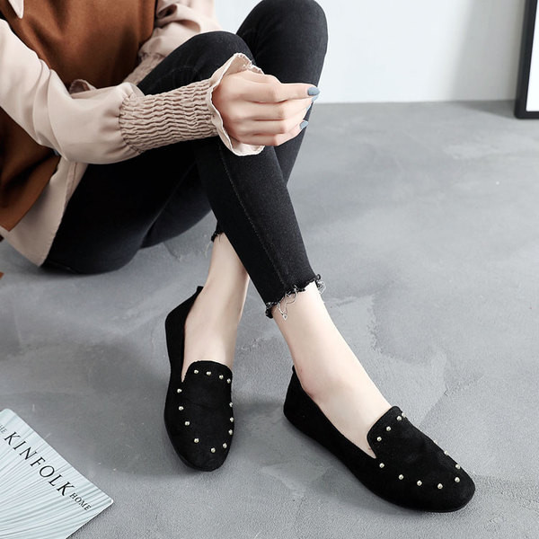 Mocasini de dama din piele intoarsa ecologica cu elemente metalice in trei culori