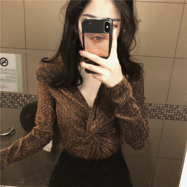 Bluză de damă modernă cu decolteu în V, auriu și argintiu