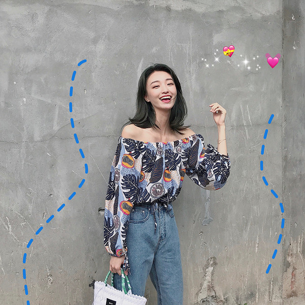 Γυναικεία  μπλούζα με μανίκια και floral μοτίβα σε δύο χρώματα