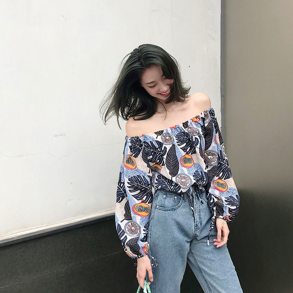 Γυναικεία  μπλούζα με μανίκια και floral μοτίβα σε δύο χρώματα