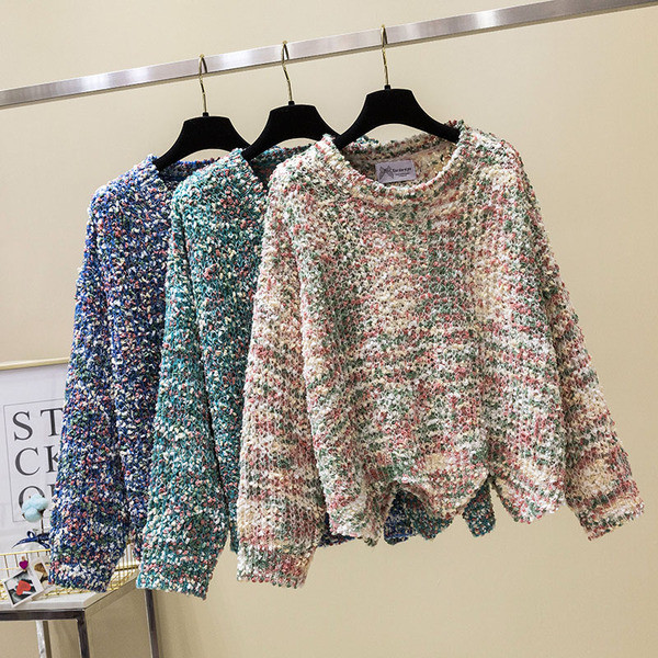 Γυναικείο πουλόβερ με λαιμόκοψη σε σχήμα Ο σε διάφορα χρώματα