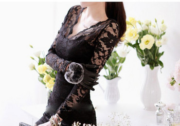 Κομψό γυναικείο μαύρο φόρεμα από δαντέλα