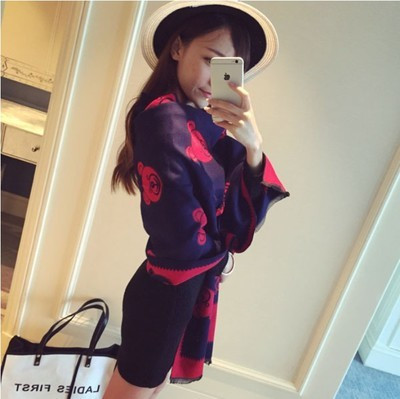 Eșarfă groasă de damă modernă cu aplicație în cinci culori