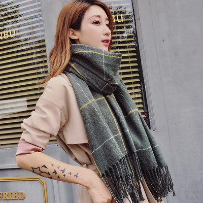 Eșarfă de damă modernă în carouri în mai multe culori