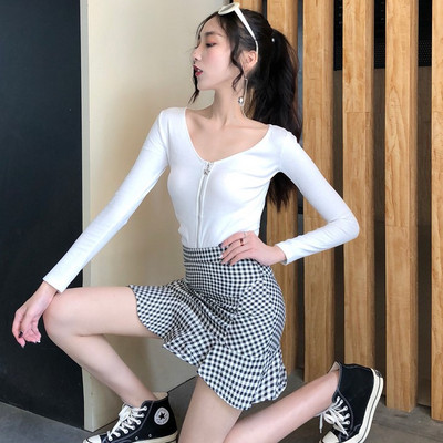 Bluza de dama cu fermoar alb si negru