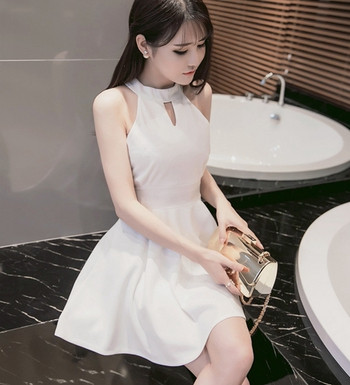 Γυναικείο μοντέρνο φόρεμα σε τρία χρώματα