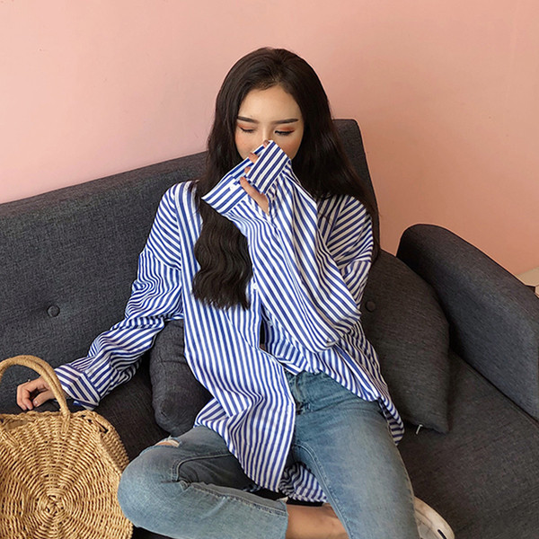 Модерна дамска дълга раирана риза 